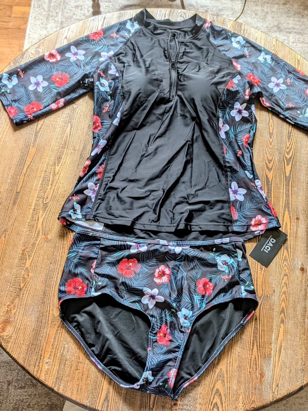 Black Floral Rash Guard Bikini Set - Women's Two-Piece Swimwear